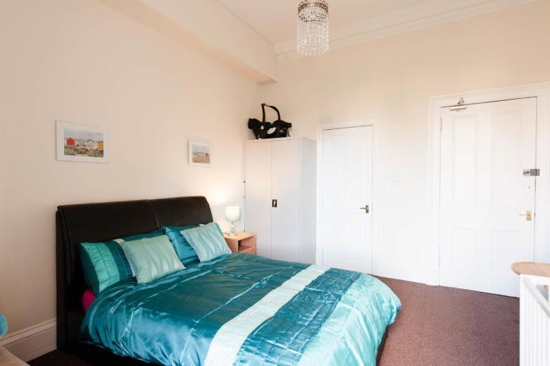 Edinburgh Central Roomz Aparthotel 外观 照片